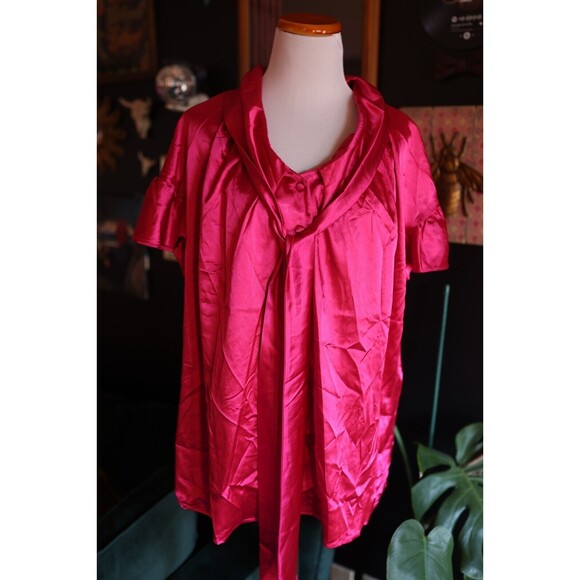 NWT Marc Bouwer Women's Hot Pink Satin Tie Neck Blouse Short Ruffle Sleeve 2X - Picture 1 of 9